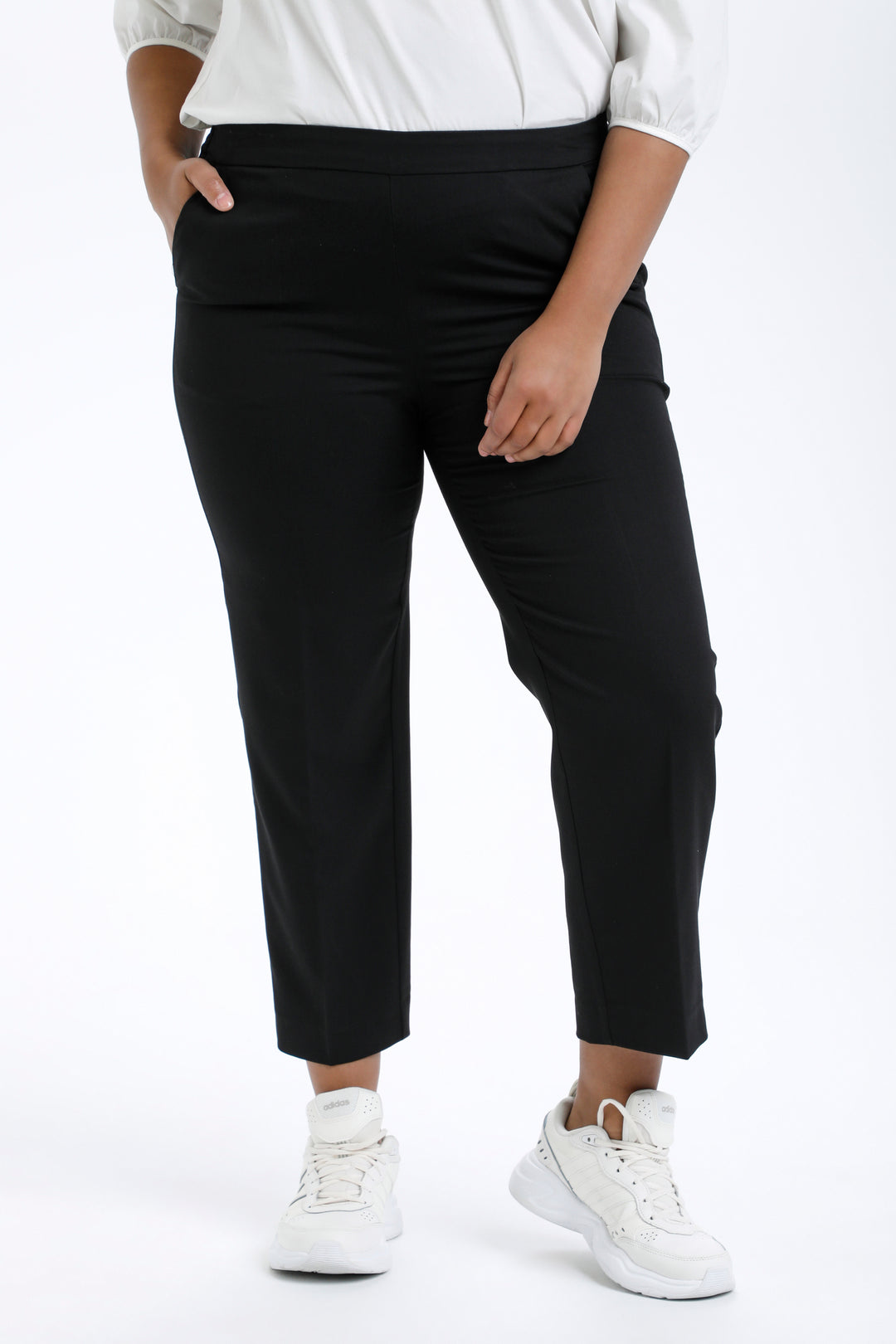 Zwarte Cropped Broek Met Rechte Pijp