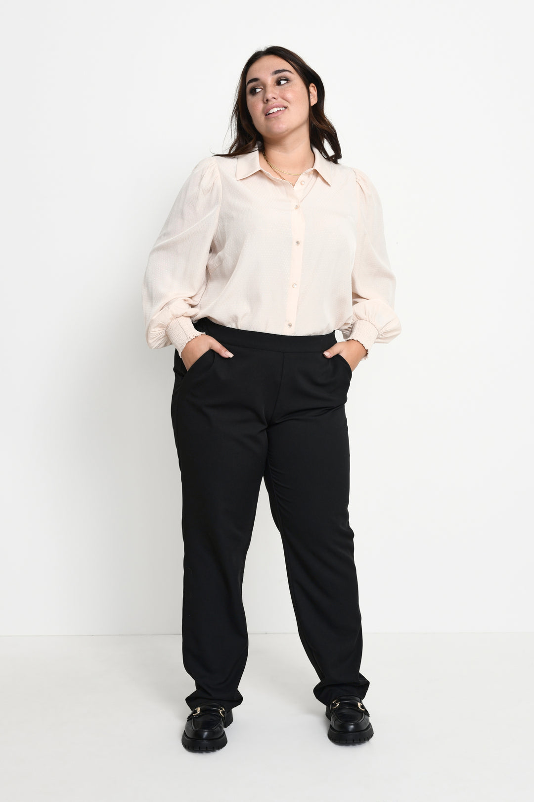 Zwarte Broek Met Elastische Taille En Steekzakken