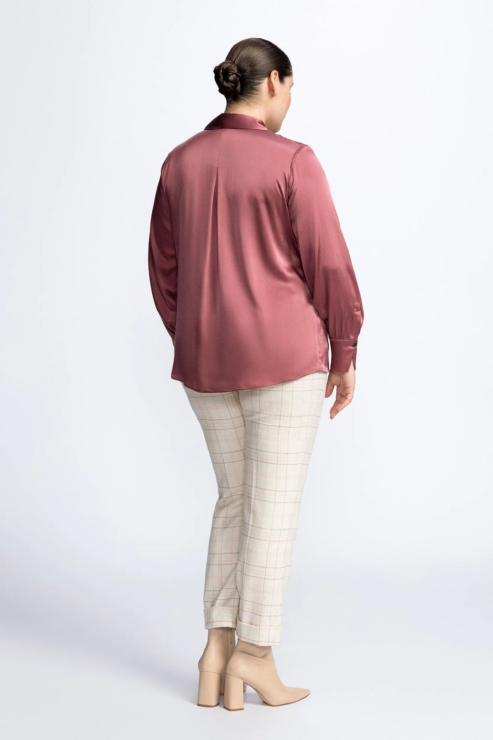 berry zijde blouse - xandres - hint-berry - grote maten - dameskleding - kledingwinkel - herent - leuven