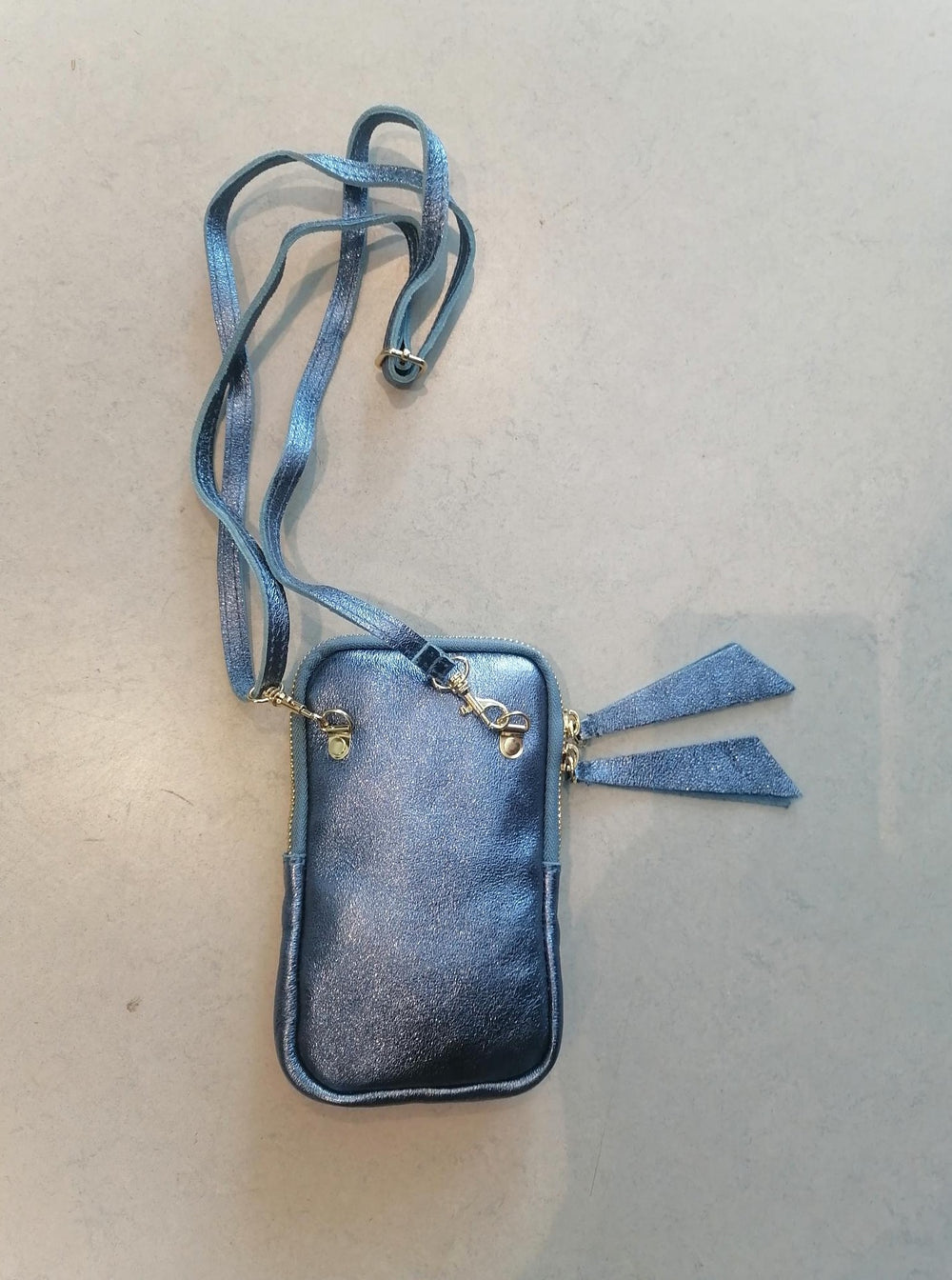 Mini jeans blauwe metallic crossbody tas van leder - axent - ITA003-shiny-jeans - grote maten - dameskleding - kledingwinkel - herent - leuven