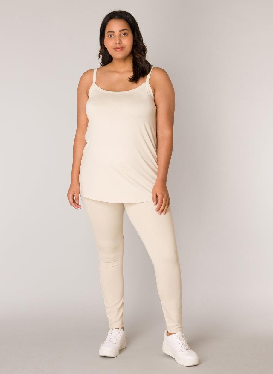 Beige Top Met Verstelbare Spaghetti Bandjes