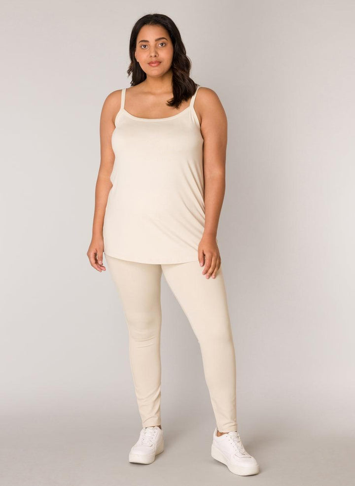Beige Top Met Verstelbare Spaghetti Bandjes