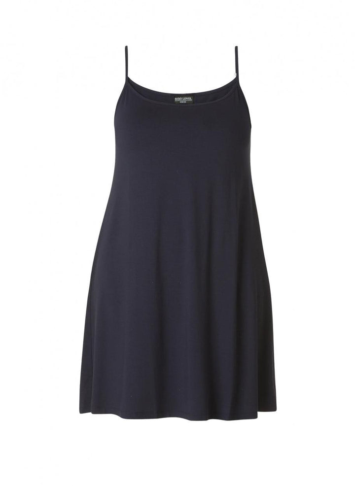 Blauwe A-lijn jurk in een zachte tricot viscose mix - base level curvy - - grote maten - dameskleding - kledingwinkel - herent - leuven