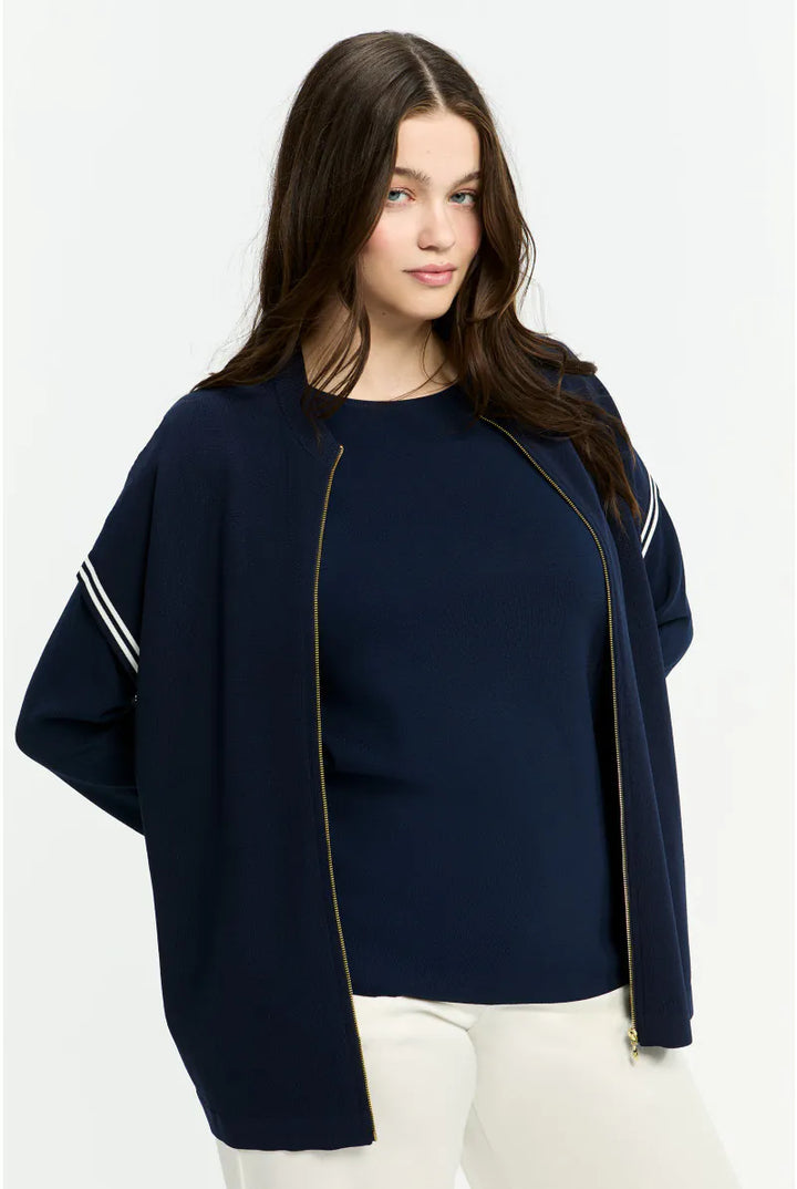 Marineblauw gilet met sportdetail