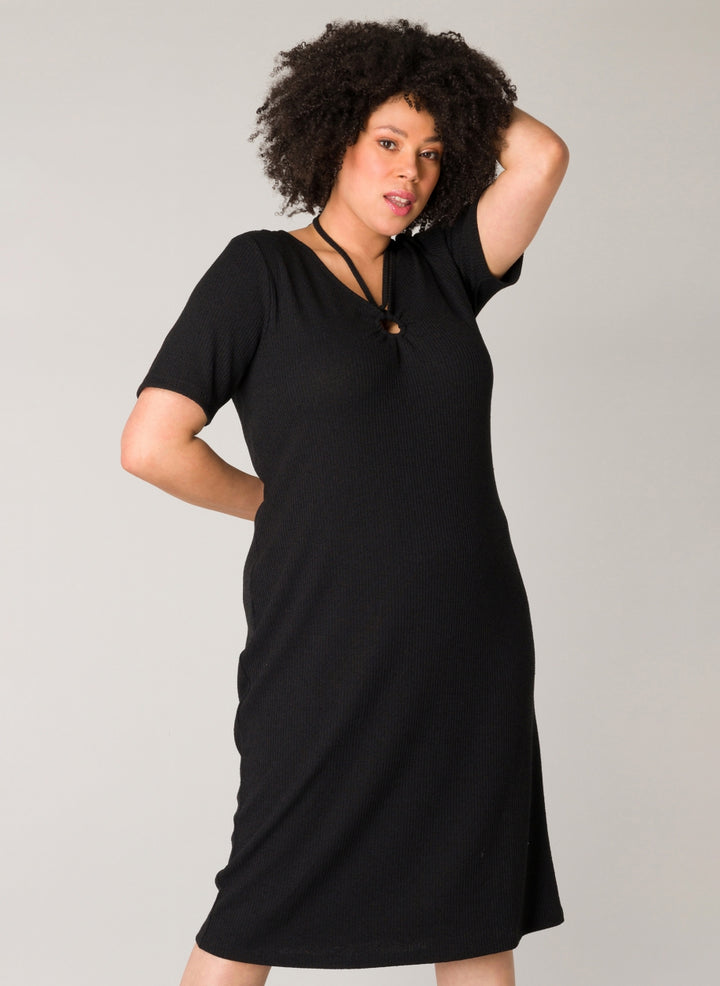 black fitted dress in soft rib 