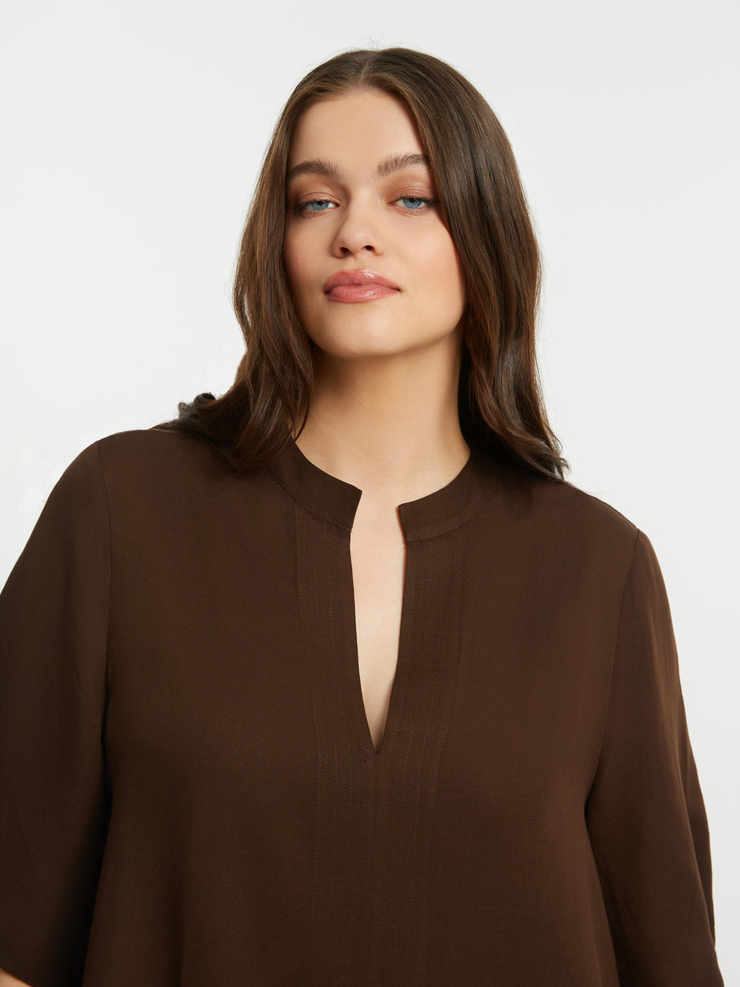 Bruine Blouse Met V-Hals