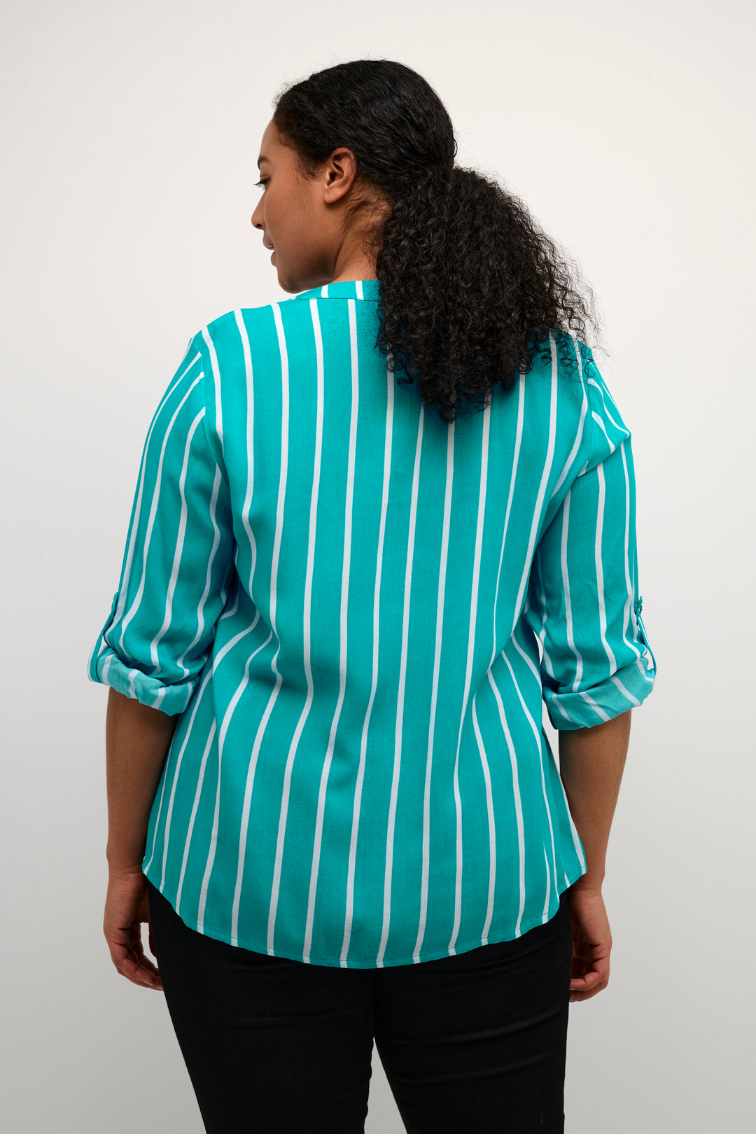blouse met fijne strepen print