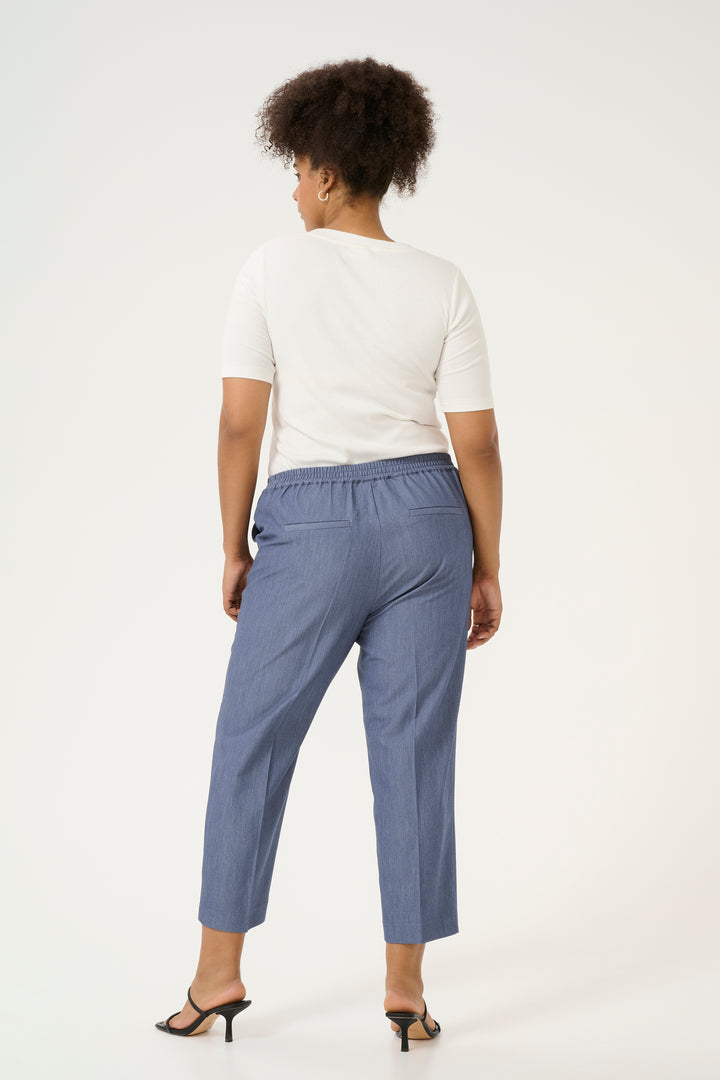 Blauwe Cropped Broek Met Rechte Pijpen | Grote Maten Mode bij Axent