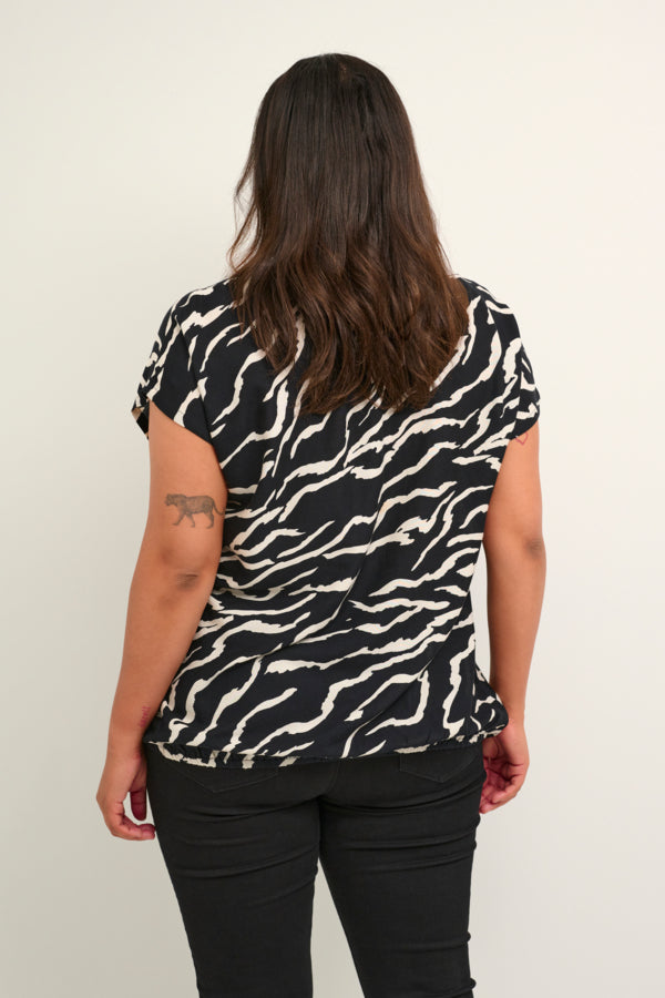 shirt met toffe zebraprint