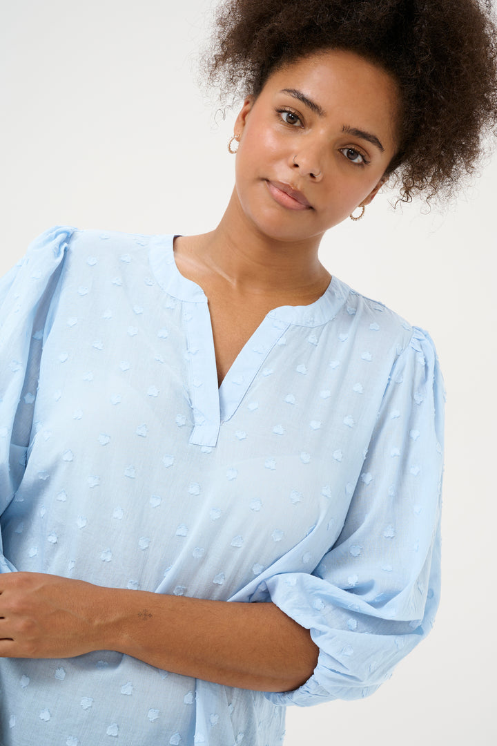 Luchtige Katoenen Blouse Met Hartvormige Details | Grote Maten Mode bij Axent