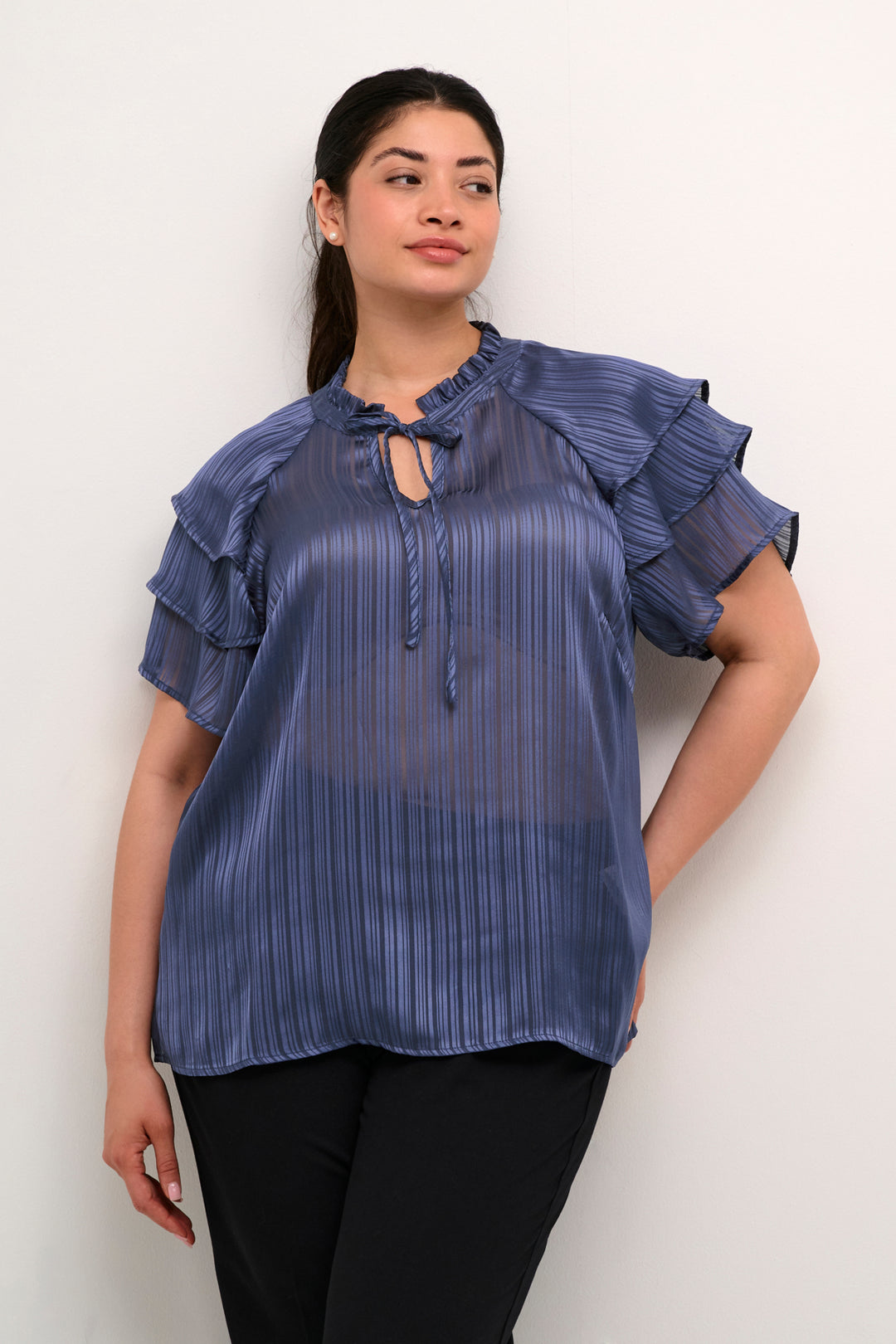 Blouse Met Volants Mouwen | Grote Maten Mode bij Axent