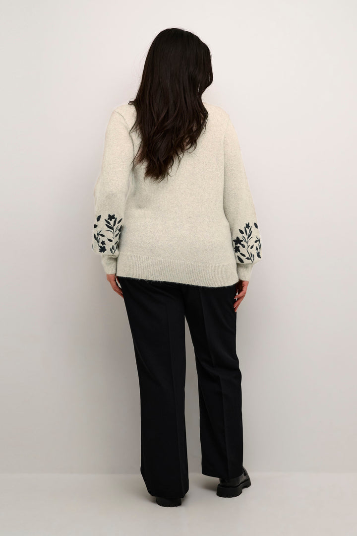 cardigan met geborduurde mouwen