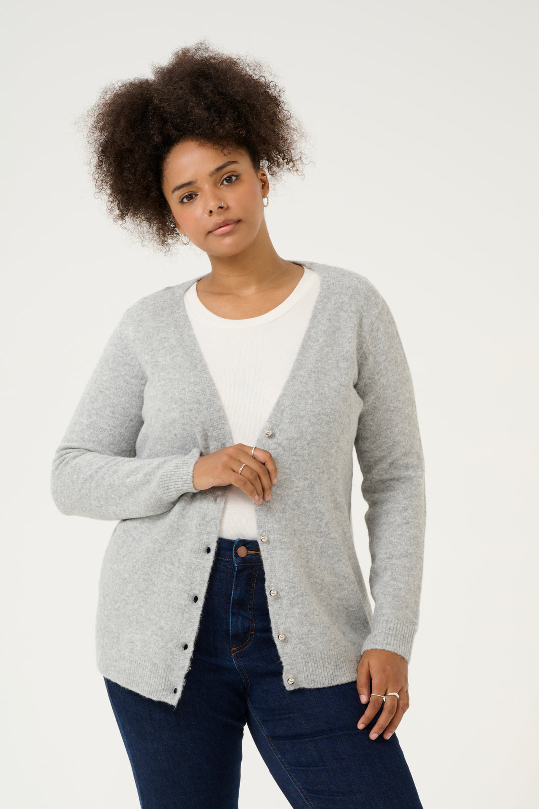 Zachtgrijze Cardigan Met V-Hals | Grote Maten Mode bij Axent