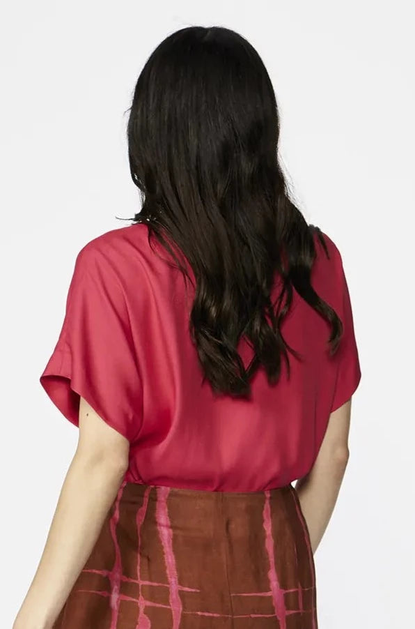 luchtige blouse in hot pink-xandres-