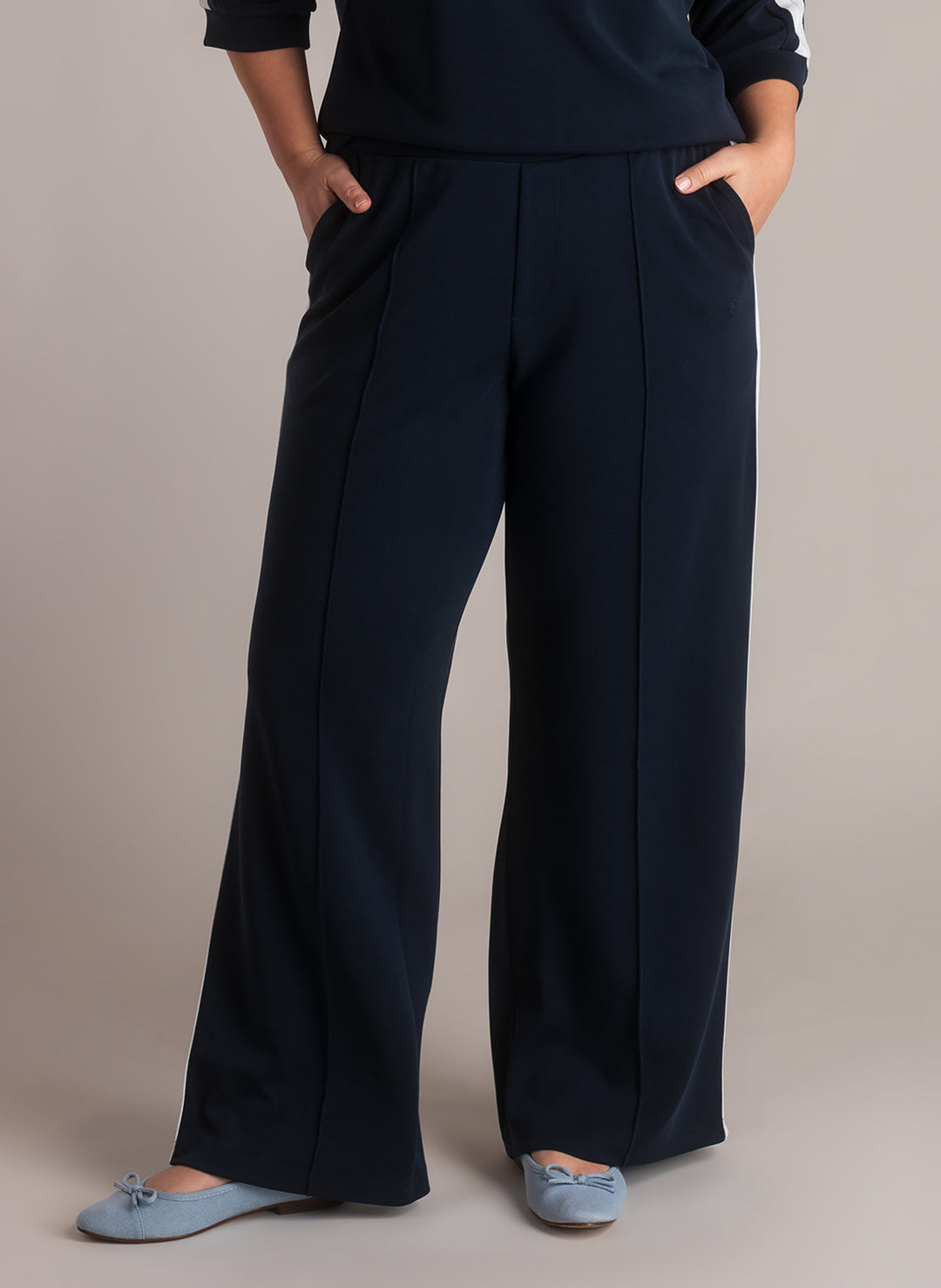 Donkerblauwe broek met rechte pijp