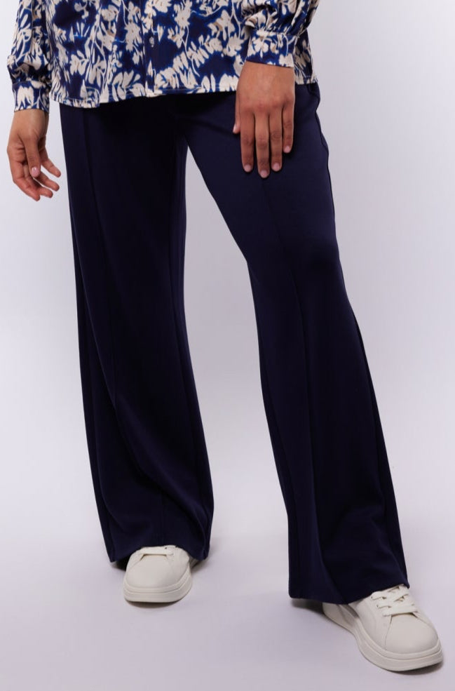 Donkerblauwe Broek Met Siernaden