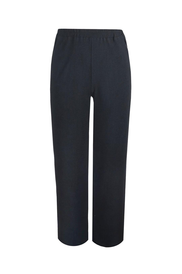 Schwarze Basic-Hose aus edlem Strukturgewebe