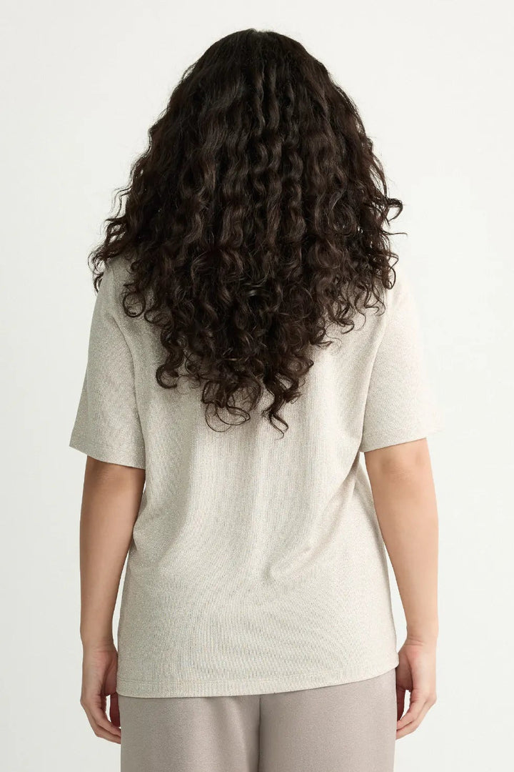 Glanzende V-hals T-shirt