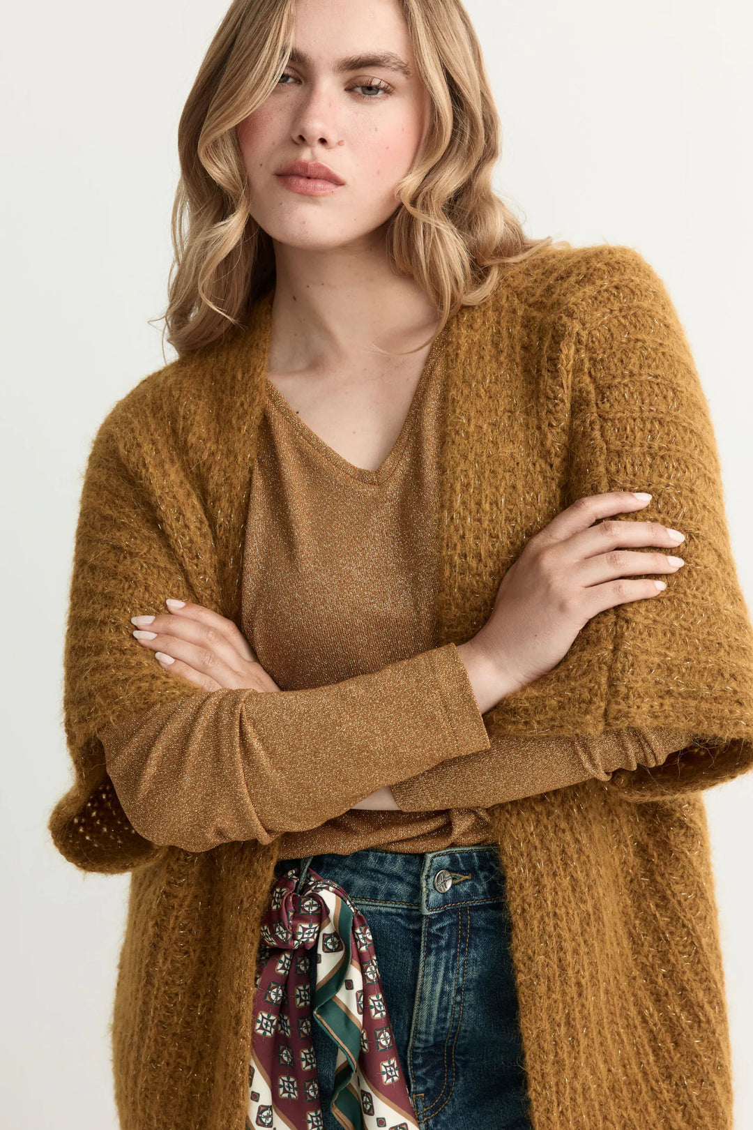 gouden lurex shirt met v-hals