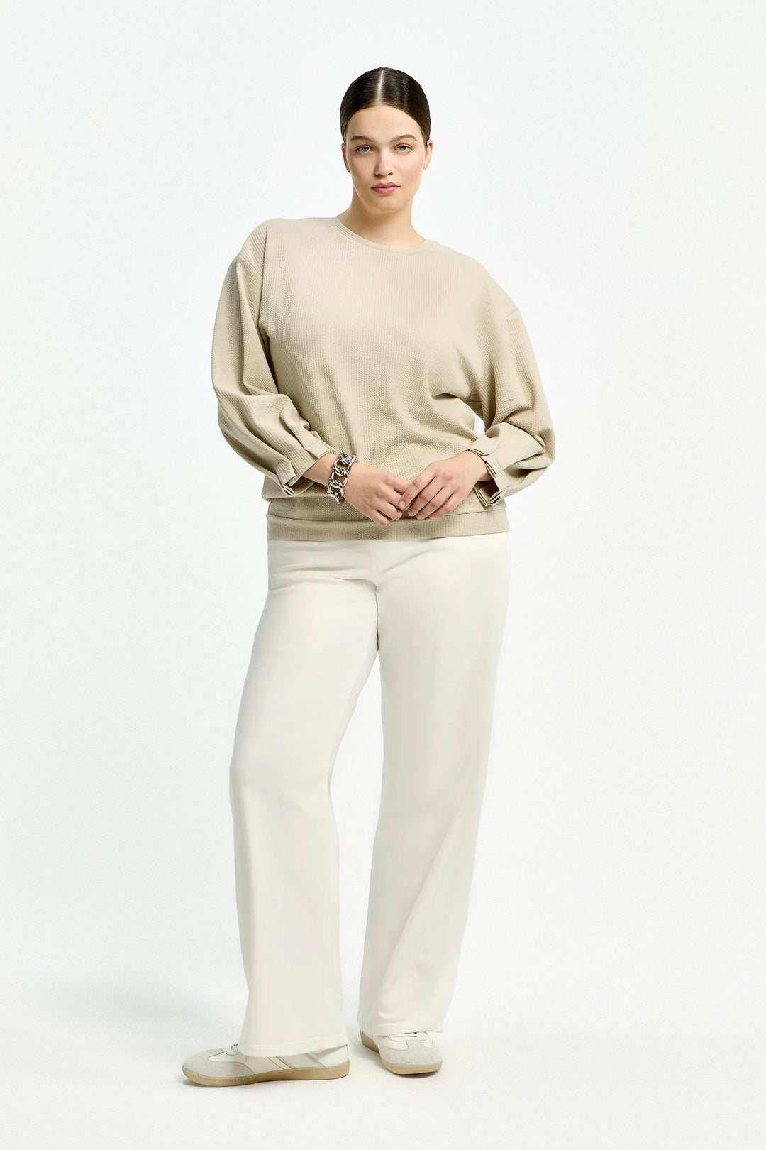 Dunne Trui In Structuurstof