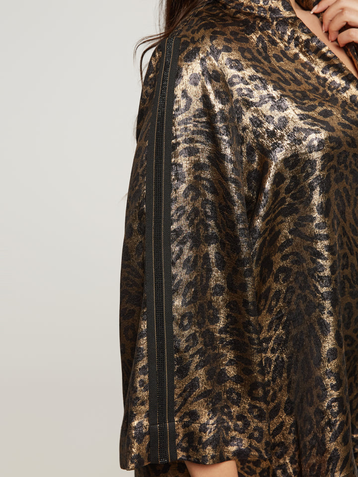 Statement-Bluse mit Leopardenmuster und metallischem Glanz