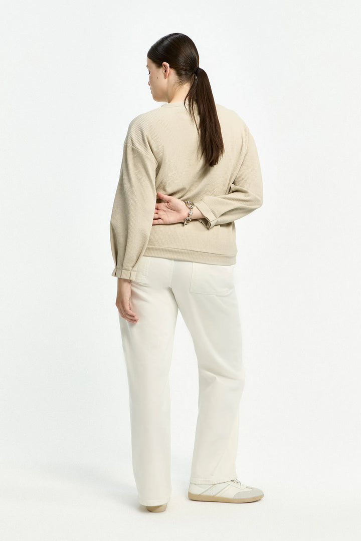 Dunne Trui In Structuurstof