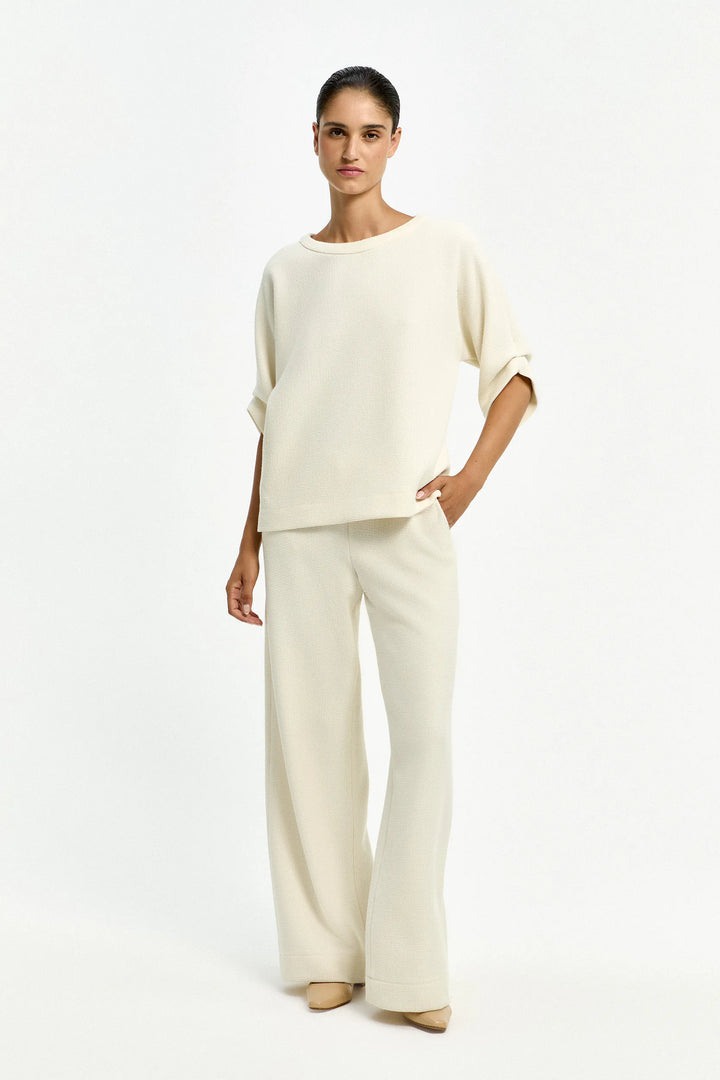 Broek in structuur stof