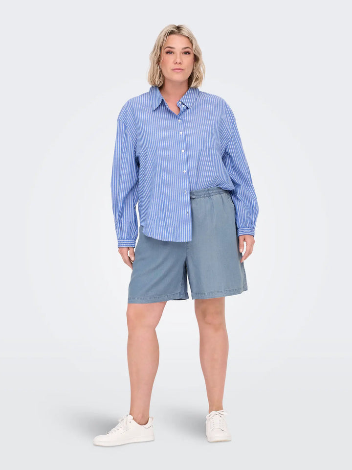 Short Met Jeans Look