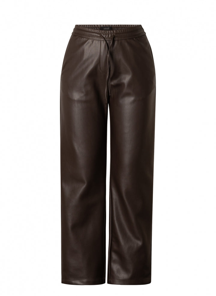 faux-leather broek met comfortabele pasvorm