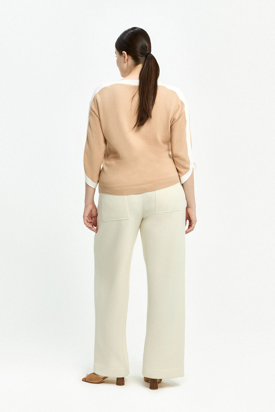 Broek in structuur stof