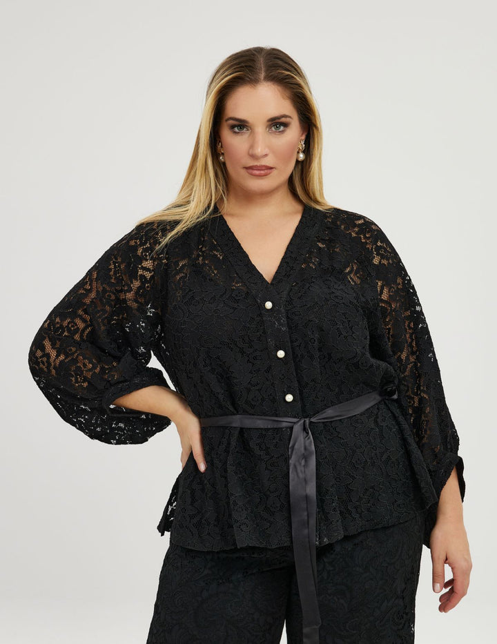 prachtige kanten blouse