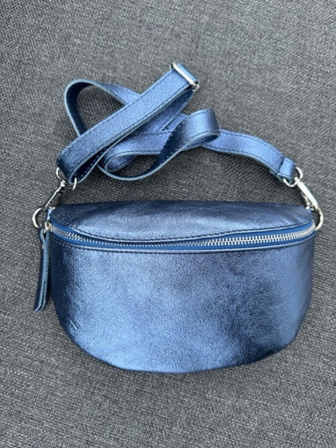 jeans blue metallic crossbody bag made of leather