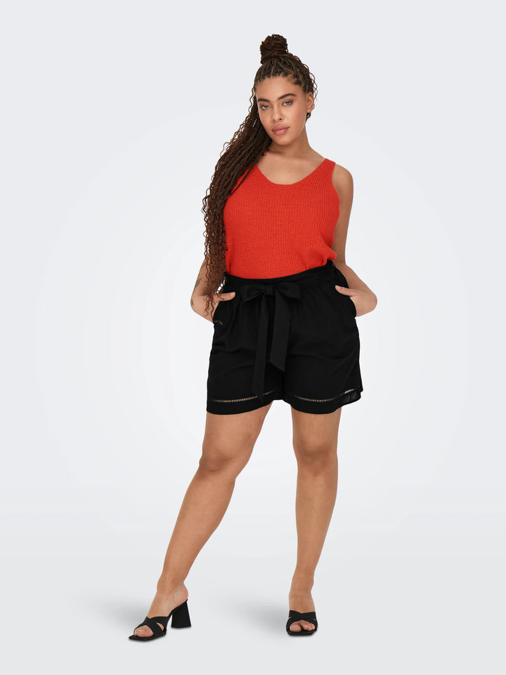 Schwarze Shorts in Übergröße mit Bindegürtel