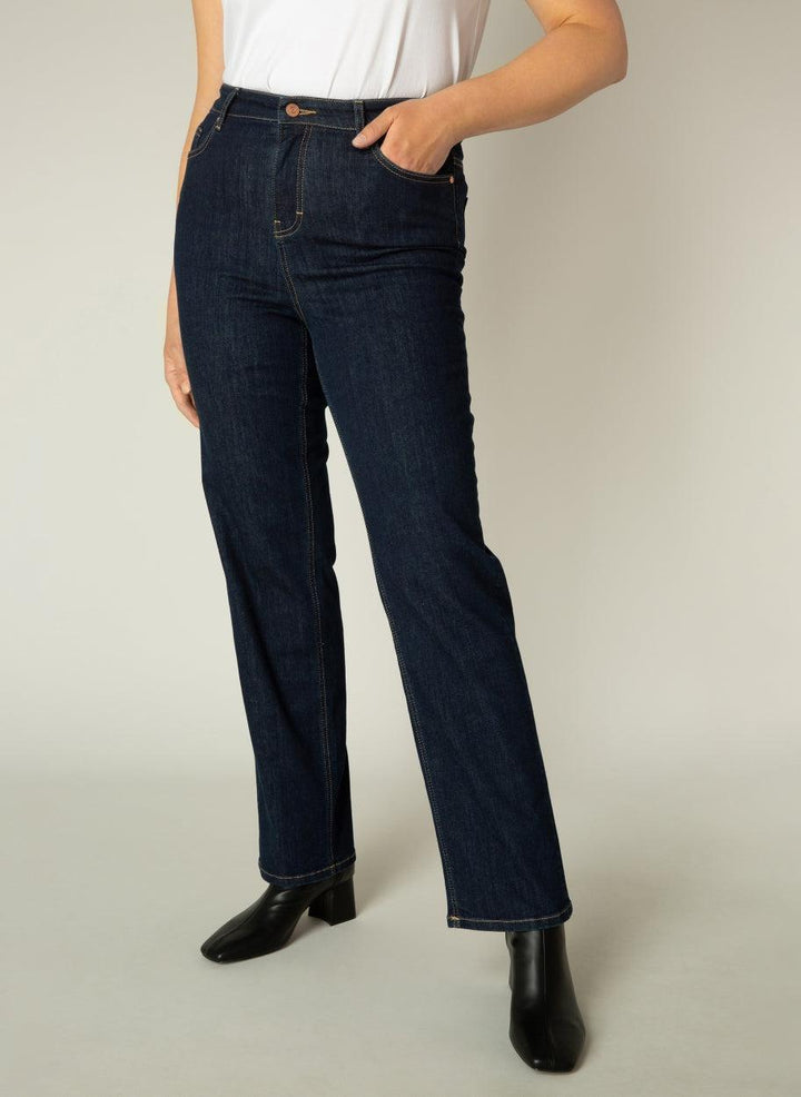 denim blue jeans met rechte pijpen-base level curvy-