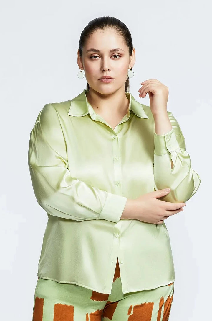 zijde blouse in green wash